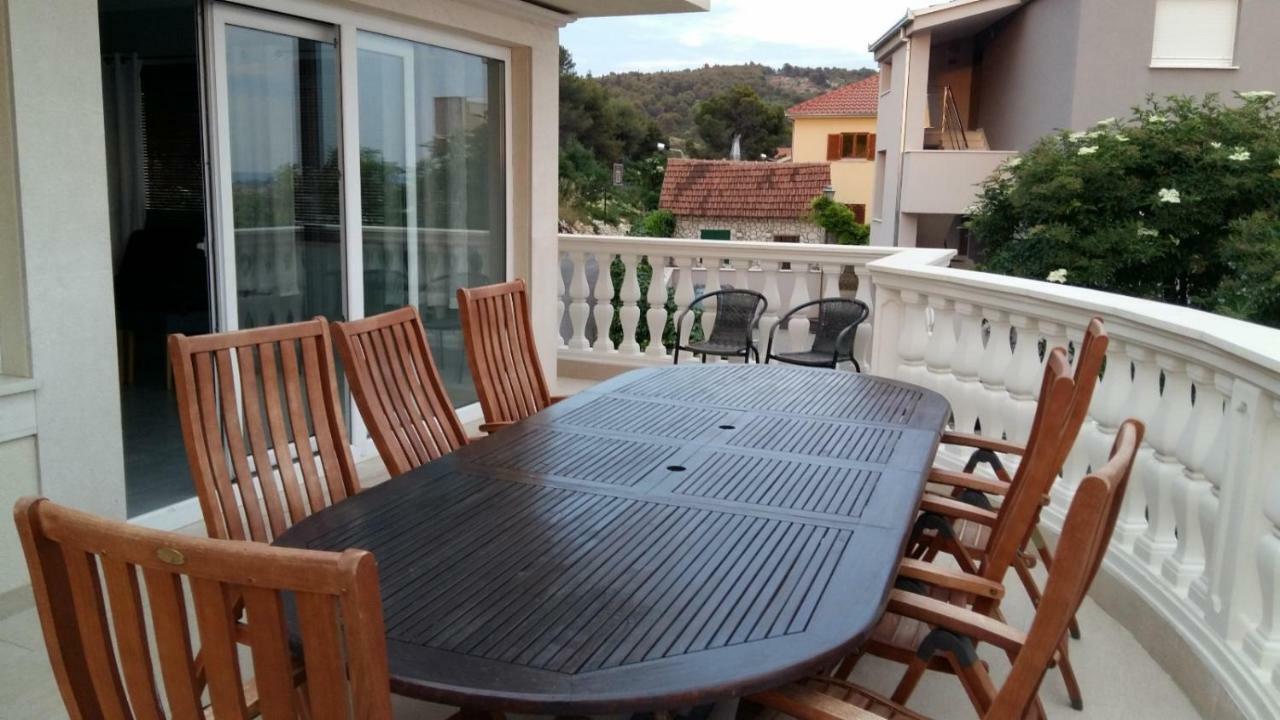 Villa Lizzi Trogir Luaran gambar