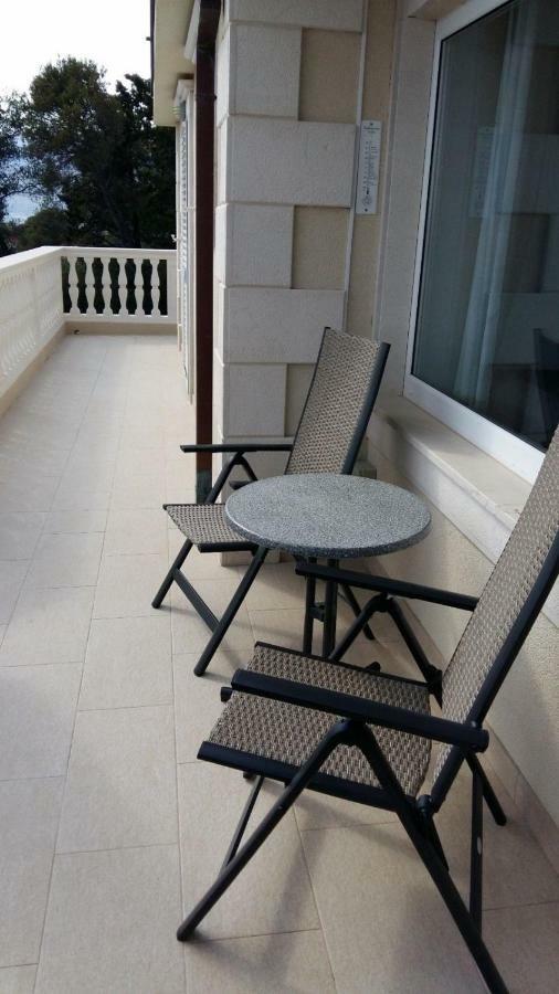 Villa Lizzi Trogir Luaran gambar